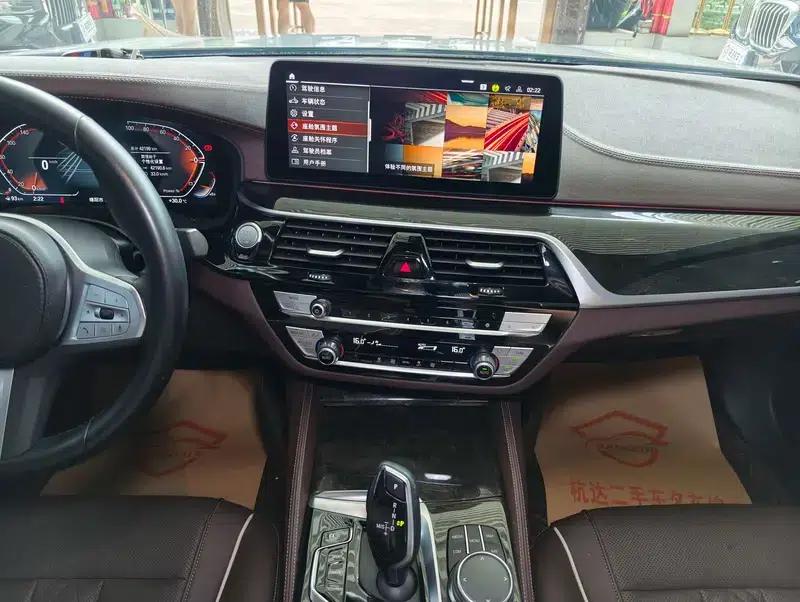 BMW 5 Series 2022 Facelift 525Li M Sport Package — миниатюра 9