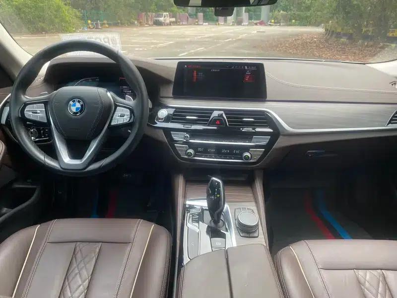 BMW 5 Series 2020 530Li Leading Luxury Package — миниатюра 10