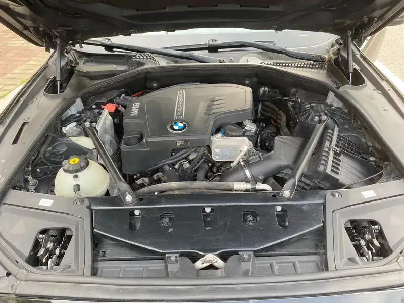 BMW 5 Series 2013 525Li Luxury — миниатюра 9