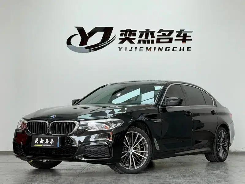 2020 BMW 5 Series 530Li Luxury M Sport Package — миниатюра 1