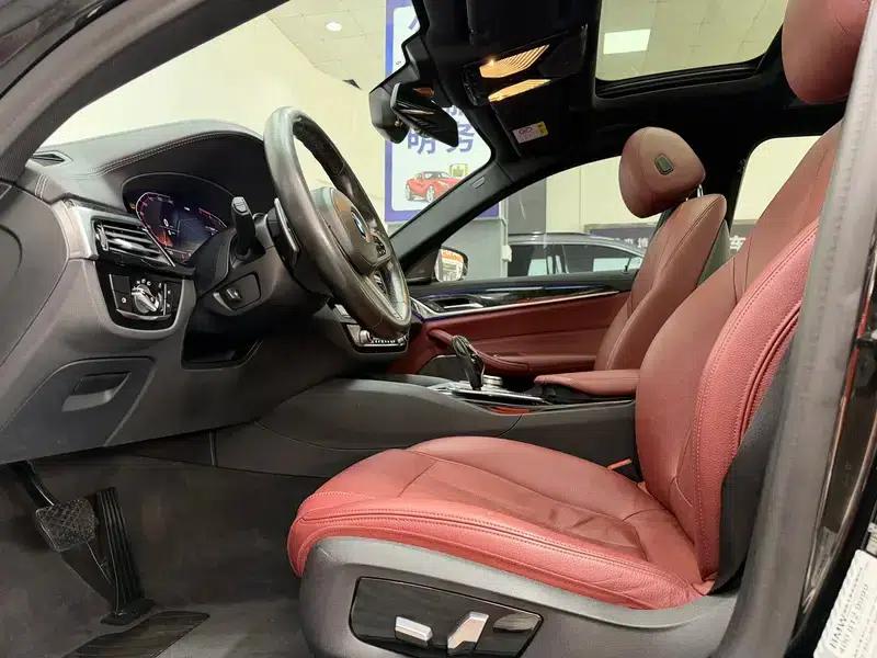 2020 BMW 5 Series 530Li Luxury M Sport Package — миниатюра 16