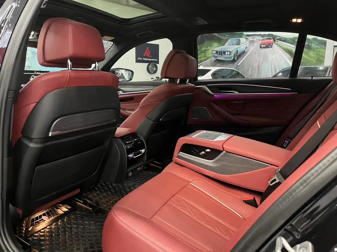 2021 BMW 5 Series Facelift 530Li Luxury M Sport Package — миниатюра 6