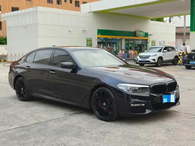 2018 BMW 5 Series Facelift 530Li Leading Edition M Sport Package — миниатюра 3
