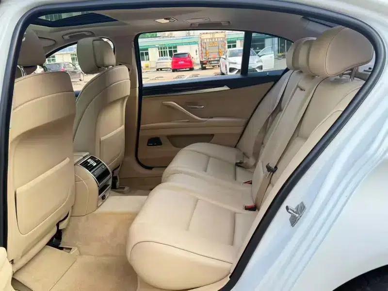 BMW 5 Series 2013 525Li Luxury — миниатюра 9