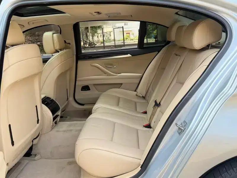 BMW 5 Series 2011 535Li Leading Edition — миниатюра 9