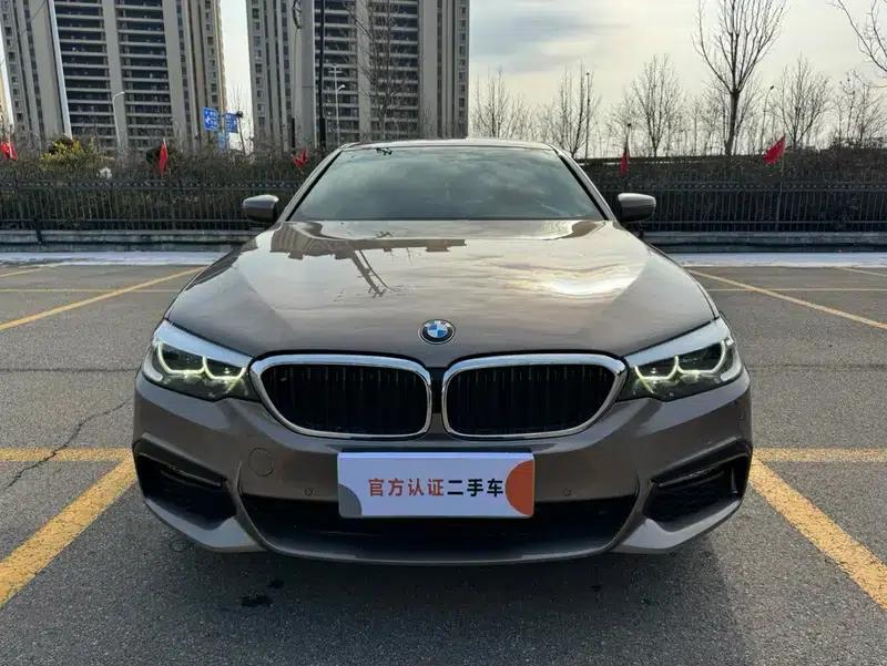 2018 BMW 5 Series 525Li M Sport Package — миниатюра 2