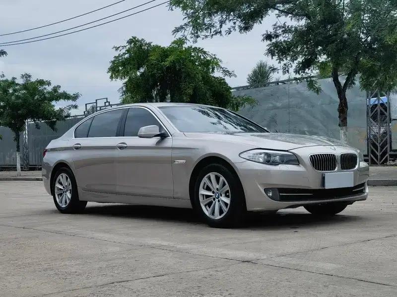 BMW 5 Series 2012 523Li Leading Edition — миниатюра 3