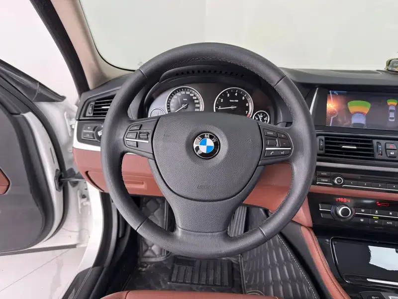 BMW 5 Series (Imported) 2013 520i Elegant Model — миниатюра 11