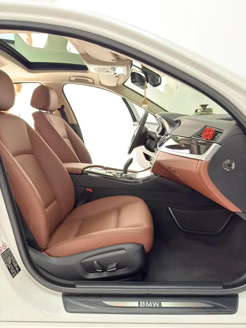 BMW 5 Series (Imported) 2013 520i Elegant Model — миниатюра 14