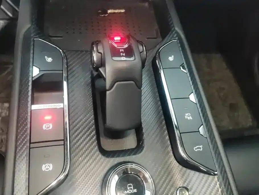 Haval Big Dog PLUS New Energy 2023 DHT-PHEV 105km Trendy Electric Edition Plus — миниатюра 16