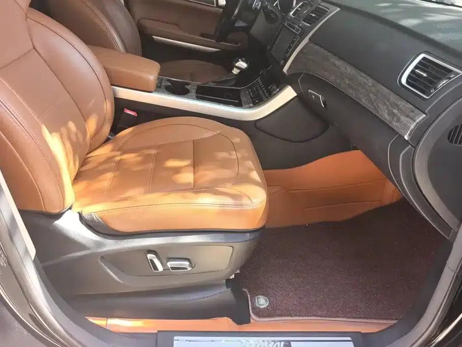 Haval H8 2015 2.0T Two-Wheel Drive Luxury Edition — миниатюра 8