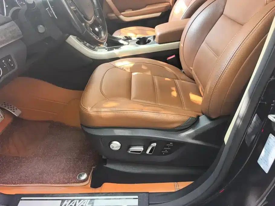 Haval H8 2015 2.0T Two-Wheel Drive Luxury Edition — миниатюра 9
