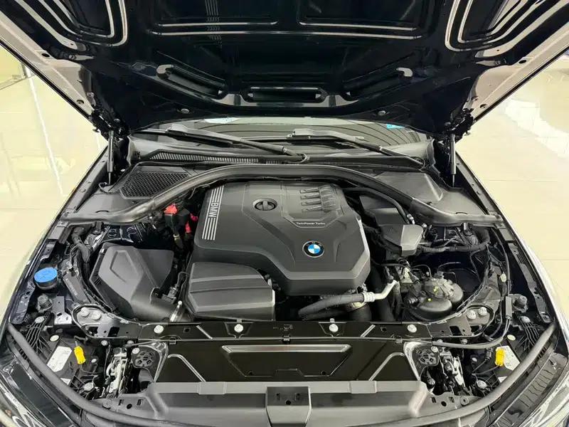 2023 BMW 3 Series 320Li M Sport Package — миниатюра 5