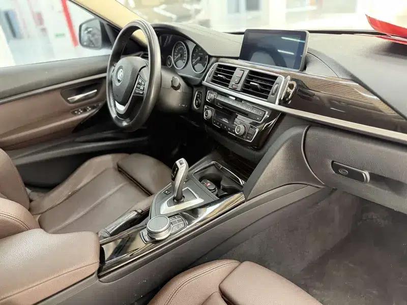 BMW 3 Series 2019 320Li Fashion Edition — миниатюра 10