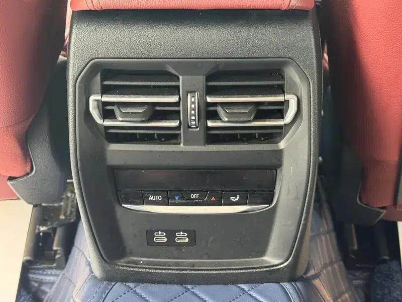 2022 BMW 3 Series 325Li M Sport Package — миниатюра 8