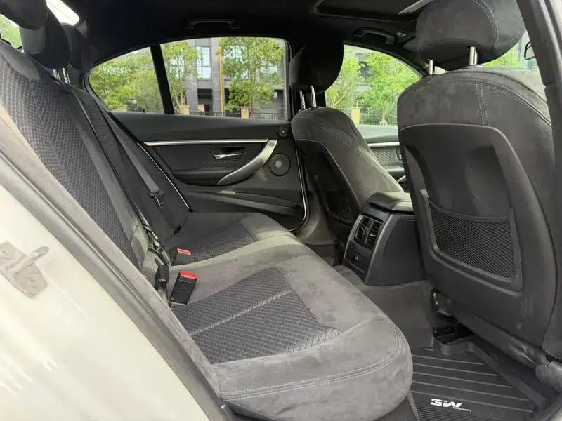 2018 BMW 3 Series 320i M Sport Shadow Edition — миниатюра 15
