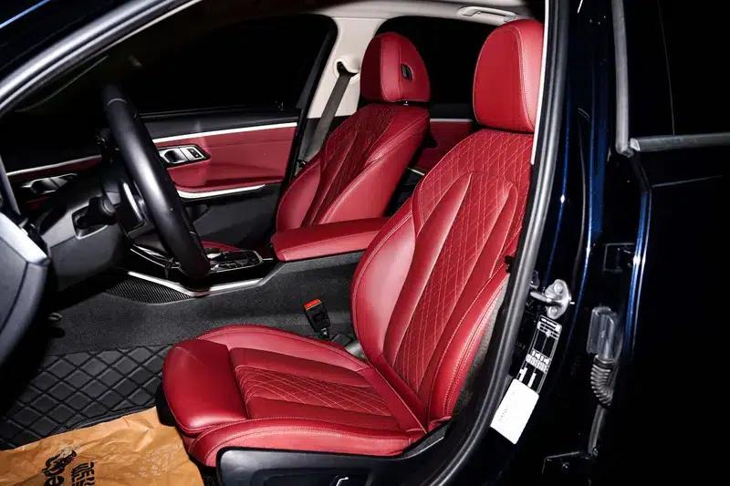 2023 BMW 3 Series 320Li M Sport Package — миниатюра 26