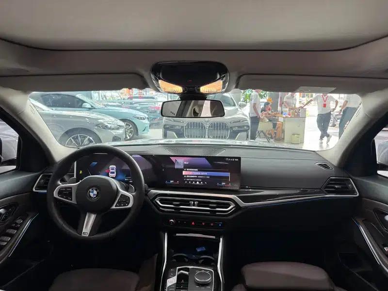 2025 BMW 3 Series 325Li M Sport Package — миниатюра 8