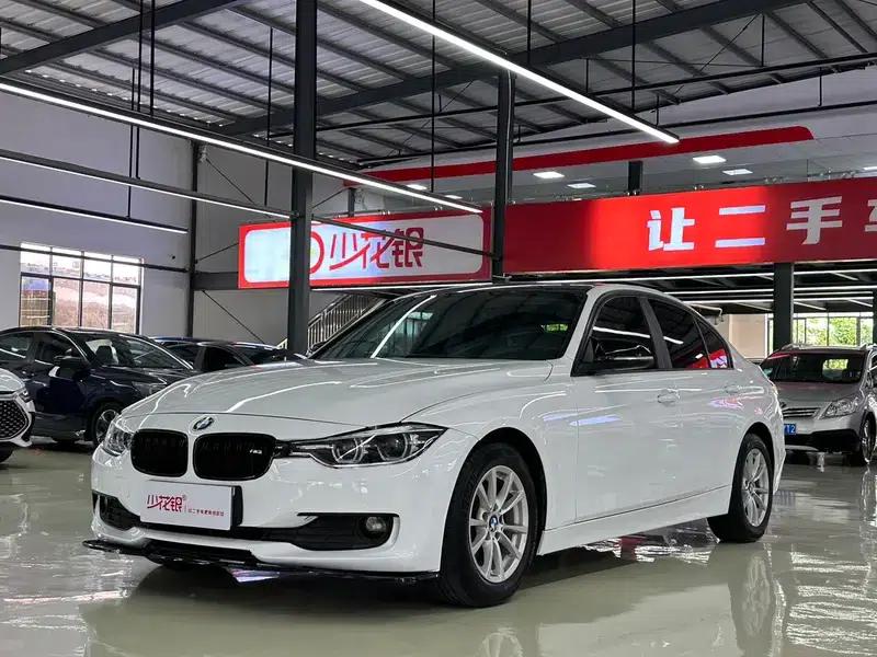 2015 BMW 3 Series 316i Progressive — миниатюра 1