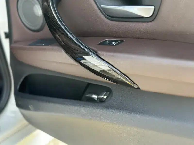 2018 BMW 3 Series 320Li M Sport Shadow Edition — миниатюра 8