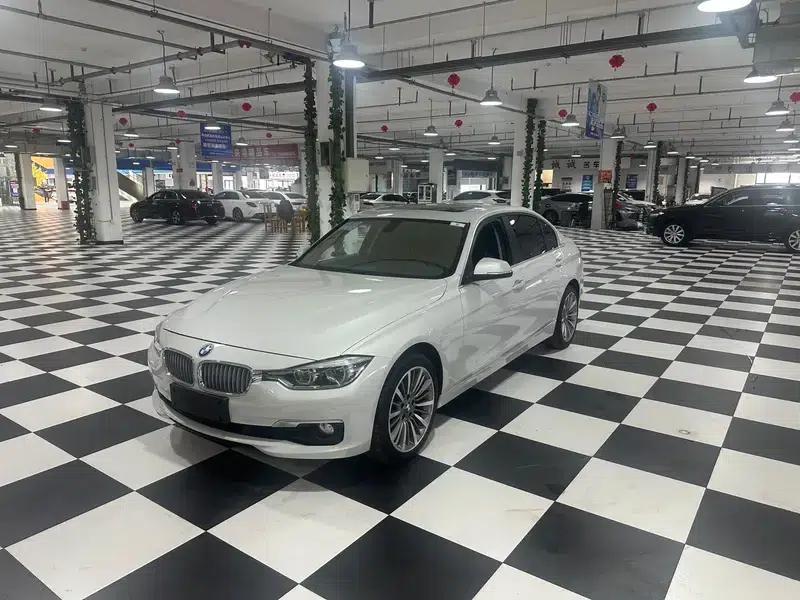 BMW 3 Series 2019 320Li xDrive Fashion Edition — миниатюра 1