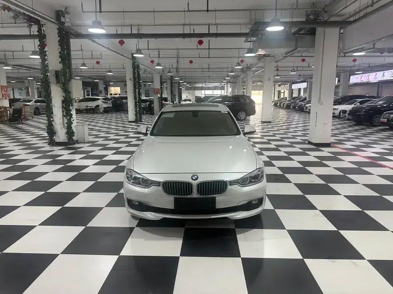 BMW 3 Series 2019 320Li xDrive Fashion Edition — миниатюра 2