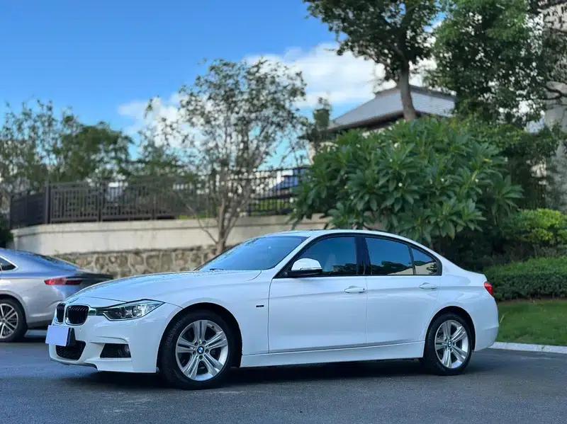 2015 BMW 3 Series 320i Super Sport Design Package — миниатюра 1