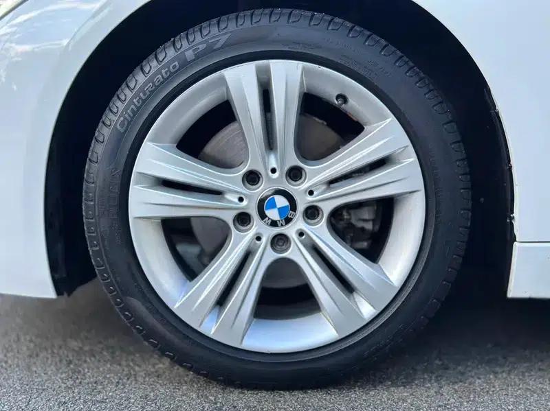 2015 BMW 3 Series 320i Super Sport Design Package — миниатюра 11