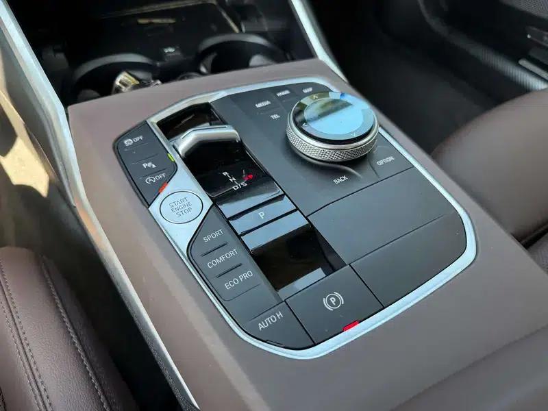 2024 BMW 3 Series 2.0T Automatic Rear-Wheel Drive 5-Seater Factory Custom Edition — миниатюра 9