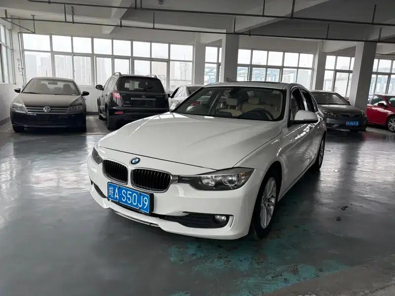 2013 BMW 3 Series 316i Progressive — миниатюра 1