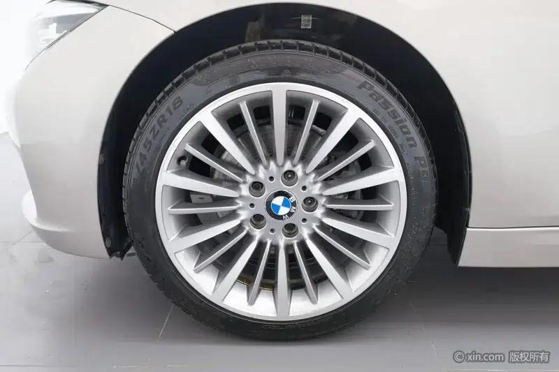 BMW 3 Series 2019 320Li Fashion Edition — миниатюра 11