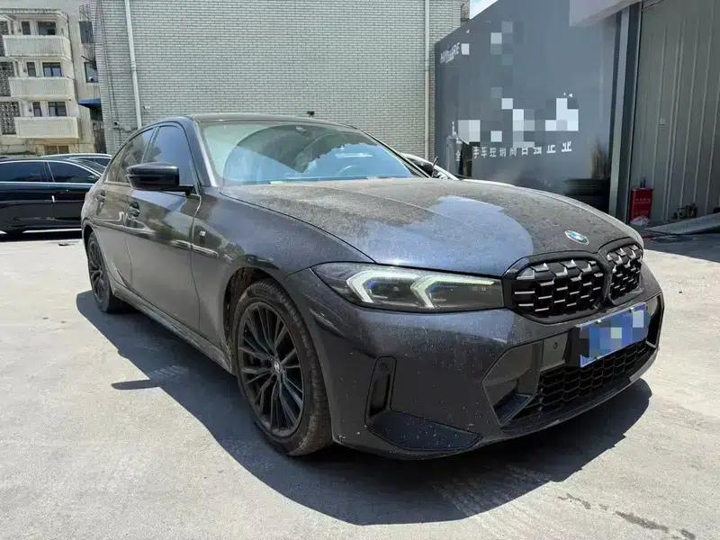 2023 BMW 3 Series 330i M Sport Shadow Edition — миниатюра 3