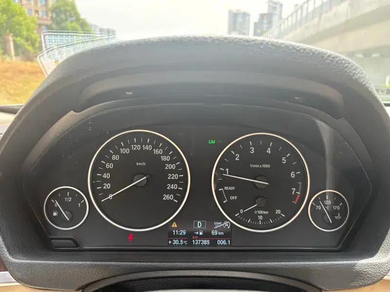 BMW 3 Series 2013 320Li Luxury Design Package — миниатюра 17