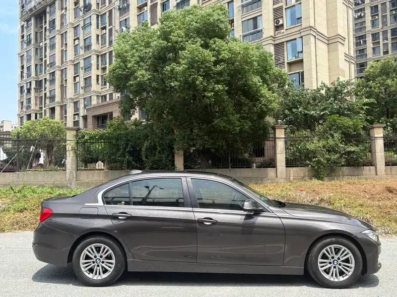 BMW 3 Series 2013 320Li Luxury Design Package — миниатюра 8