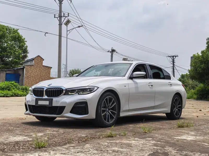 2022 BMW 3 Series 320Li M Sport Package — миниатюра 1