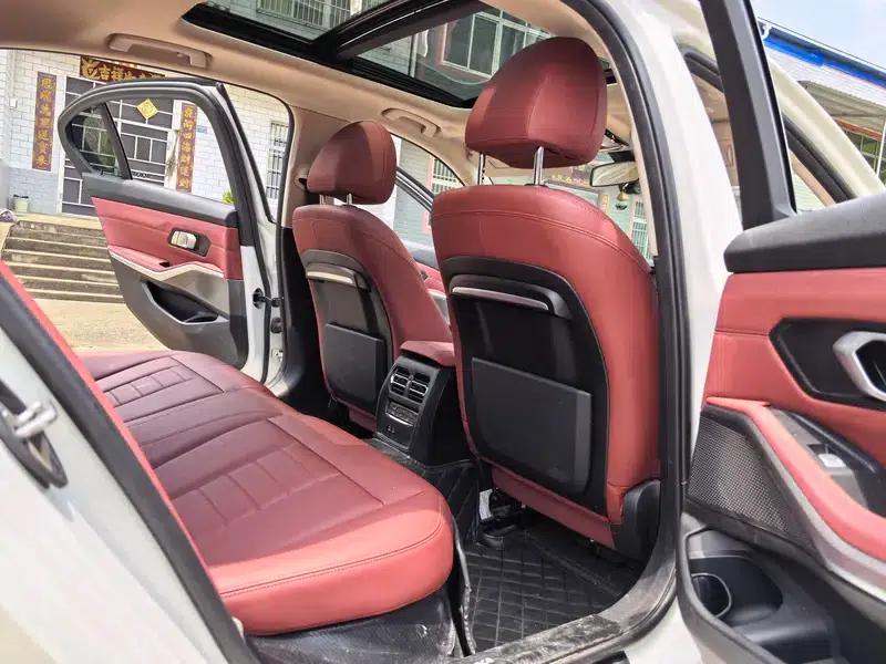 2022 BMW 3 Series 320Li M Sport Package — миниатюра 11