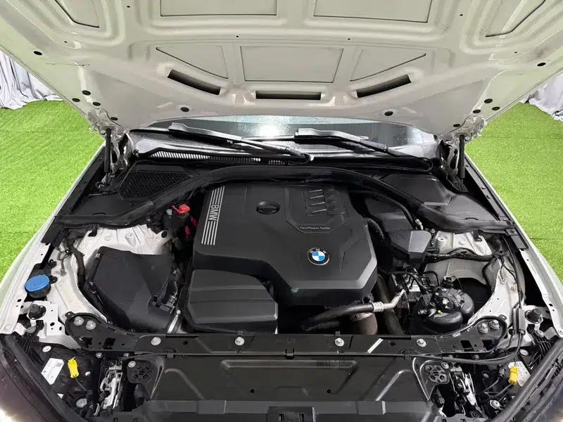 2023 BMW 3 Series 320Li M Sport Package — миниатюра 7
