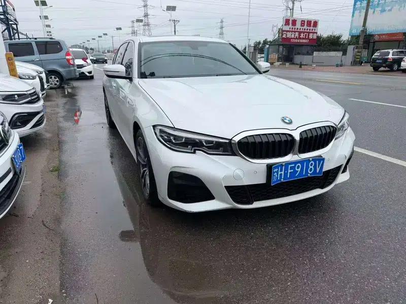 2022 BMW 3 Series 320Li M Sport Package — миниатюра 3
