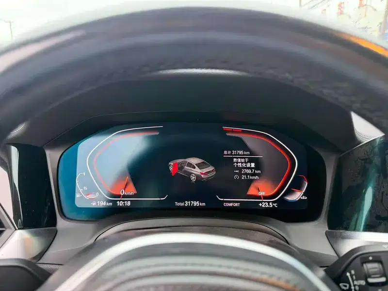 2022 BMW 3 Series 320Li M Sport Package — миниатюра 7