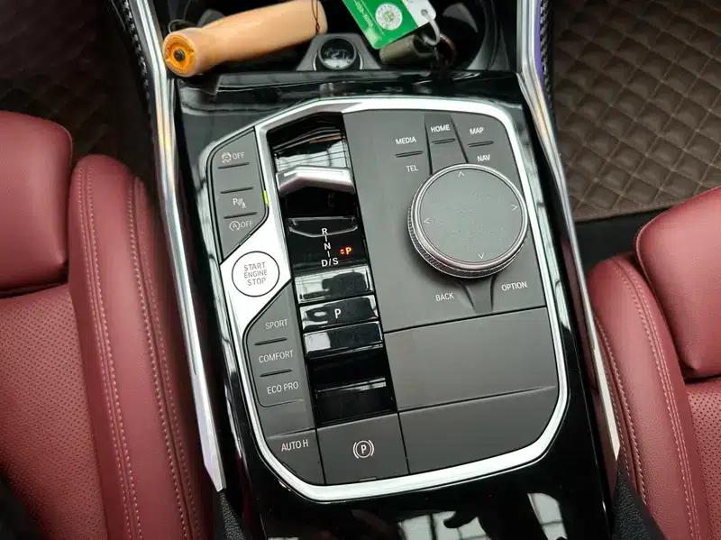2023 BMW 3 Series 320Li M Sport Package — миниатюра 14