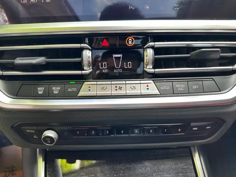 2022 BMW 3 Series 325Li M Sport Package — миниатюра 14