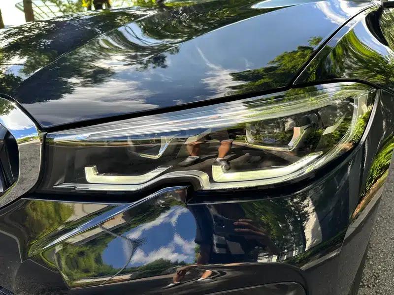 2022 BMW 3 Series 325Li M Sport Package — миниатюра 8