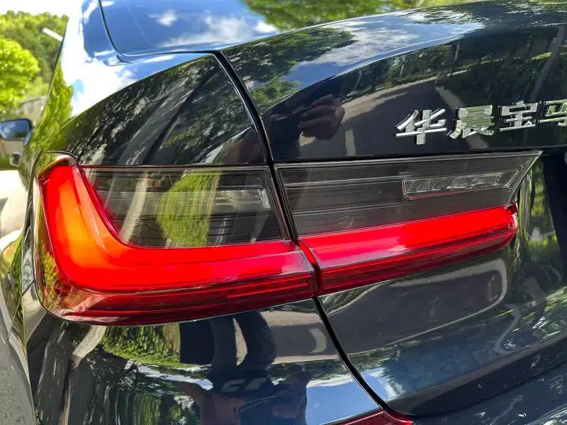 2022 BMW 3 Series 325Li M Sport Package — миниатюра 9