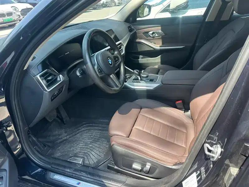 2020 BMW 3 Series 325Li M Sport Shadow Edition — миниатюра 9