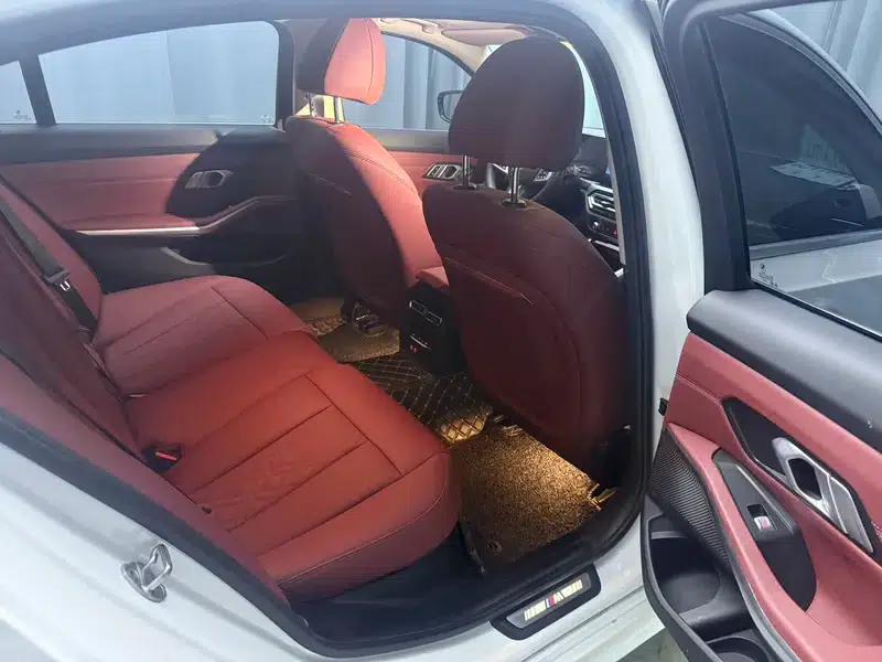 2023 BMW 3 Series 320Li M Sport Package — миниатюра 19