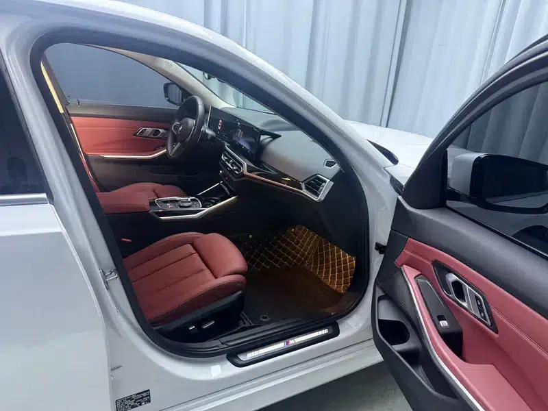 2023 BMW 3 Series 320Li M Sport Package — миниатюра 21