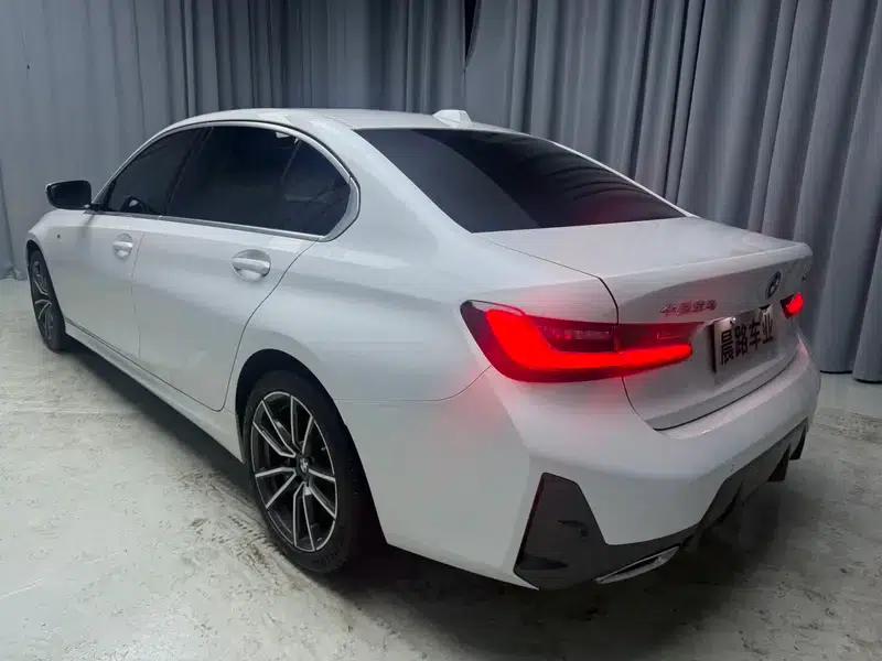 2023 BMW 3 Series 320Li M Sport Package — миниатюра 4