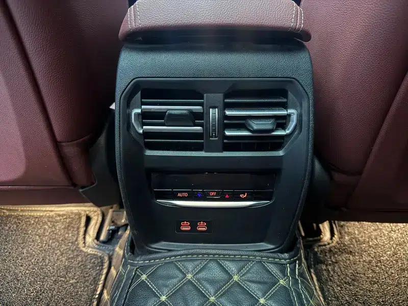 2023 BMW 3 Series 320Li M Sport Package — миниатюра 7