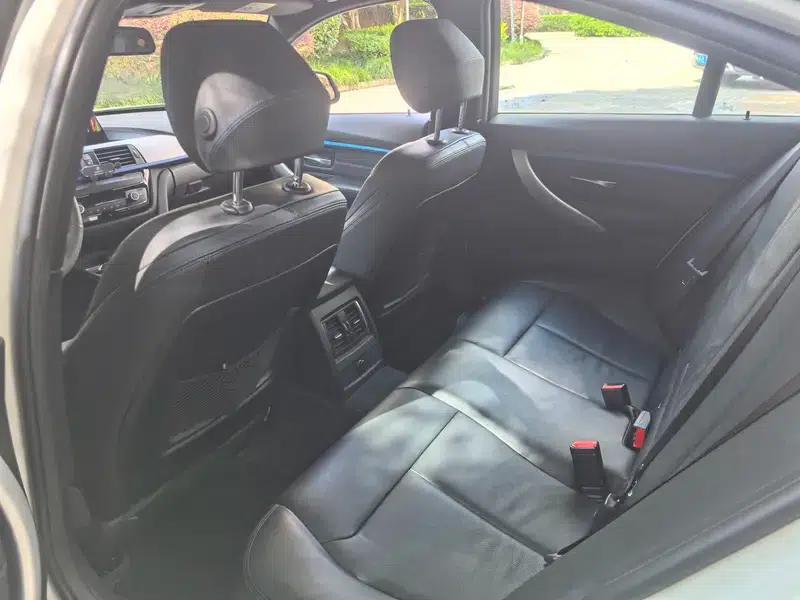 2019 BMW 3 Series 320i M Sport Package — миниатюра 9