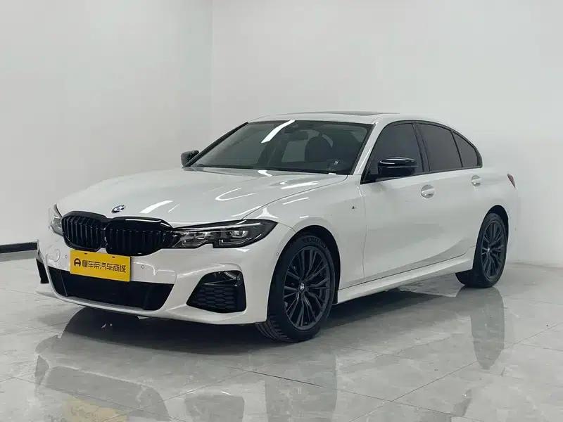 2022 BMW 3 Series 330i M Sport Shadow Edition — миниатюра 1
